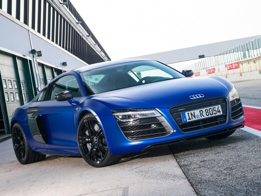  Audi R8 V10 Plus 2012 года  (WW) (фото 20 из 23)